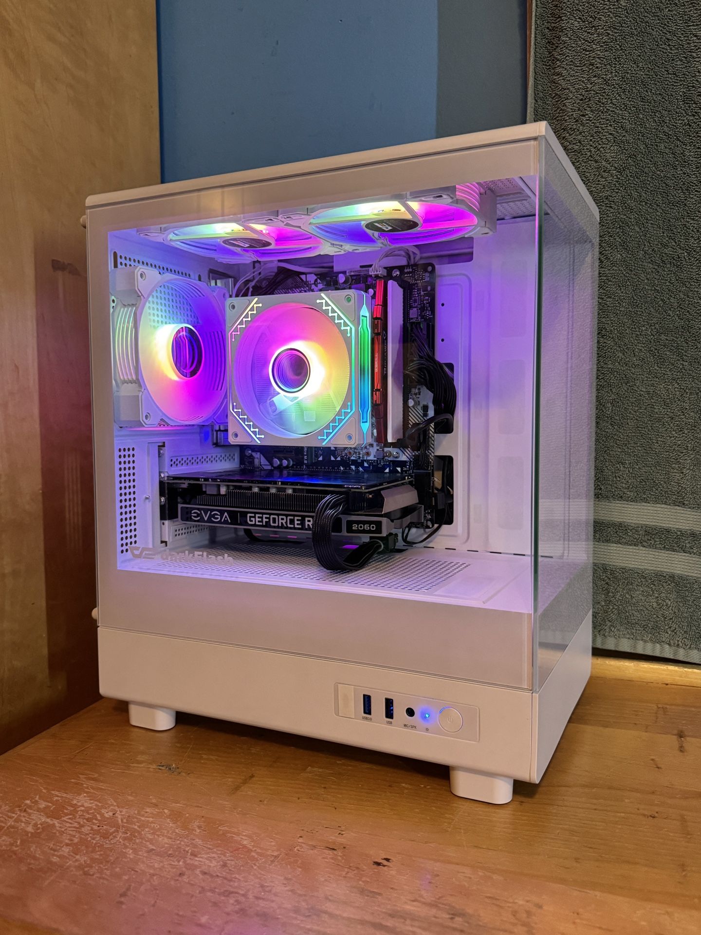 White RTX Gaming PC - Windows 11 Pro, 16GB Ram, Ryzen 5 4500, 1TB, RGB