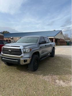 2020 TOYOTA TUNDRA