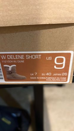 Delene Short Grey Boot Size 9