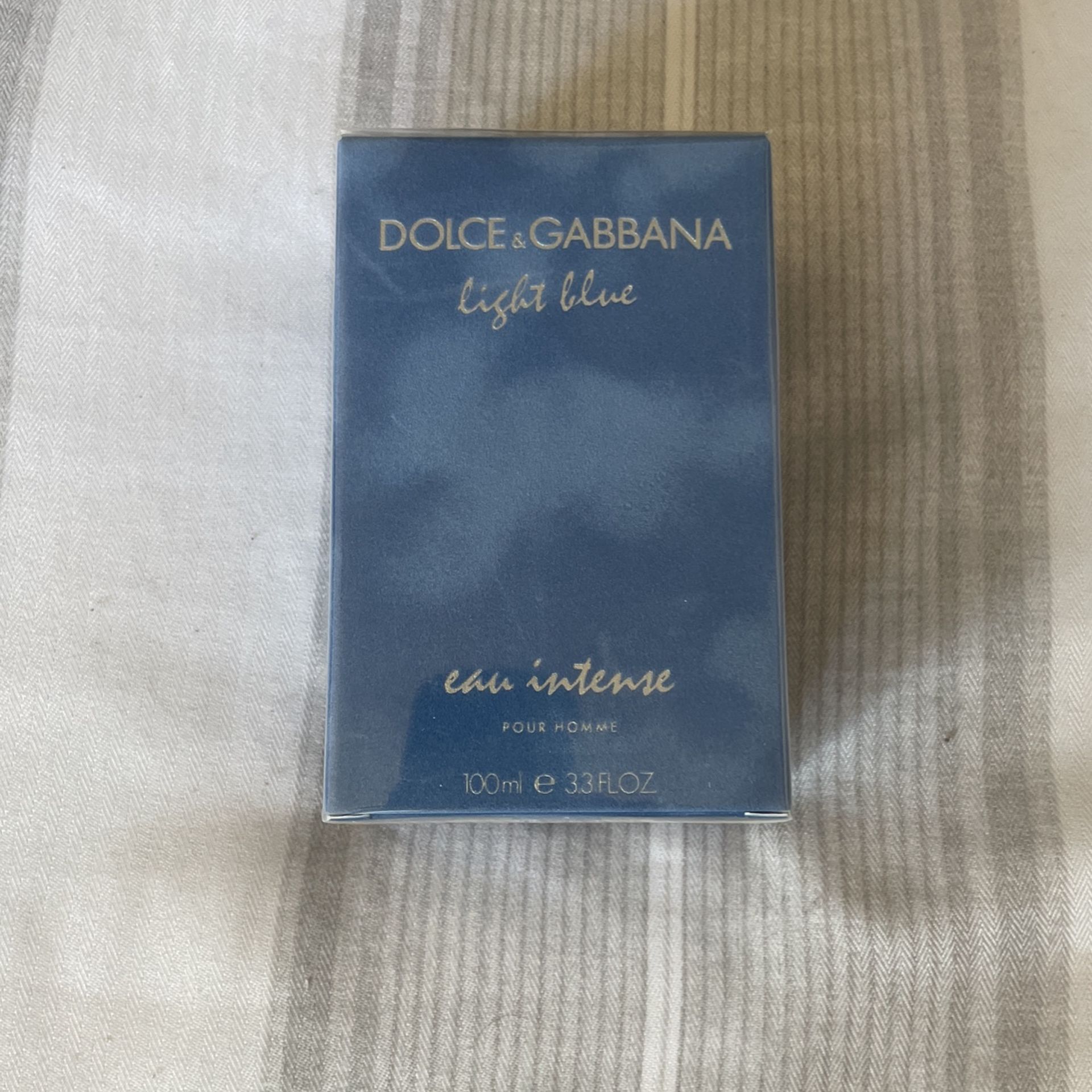 D&G Light Blue Cologne