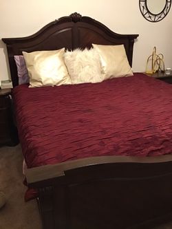 Cali king bed