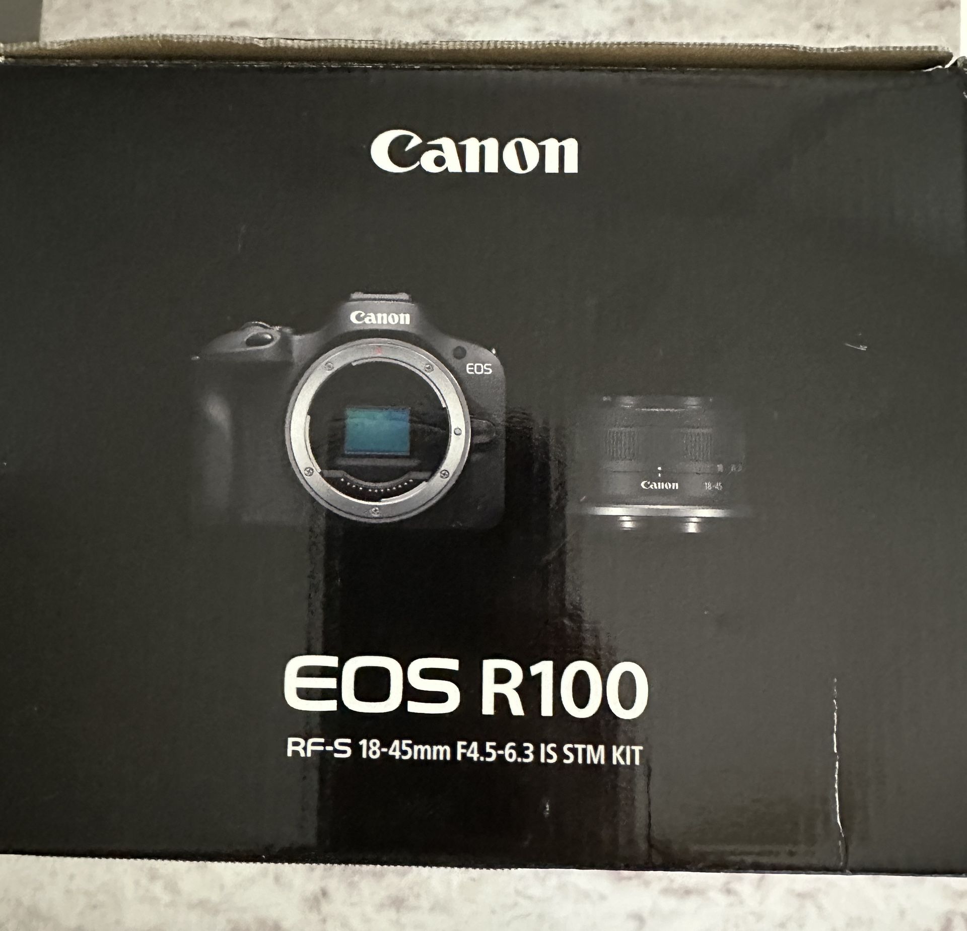 Canon EOS R100 RF-S18-45mm F4.5-6.3nIS STM Lens Kit