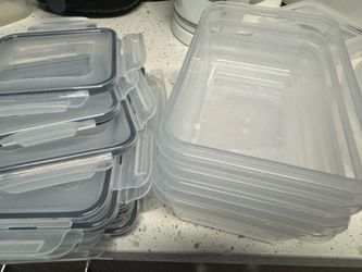 Plastic containers