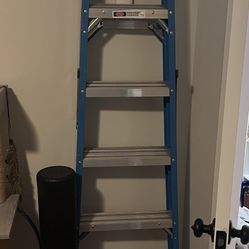 6 Ft Tall Ladder