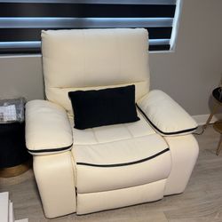 Like brand  new couch recliner and a chair couch 550$ and the chair is free need it out asap