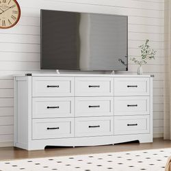 New Dresser for Bedroom, 59'' Wide Chest of Drawers with Natural Wood Texture, 9 Drawer Dresser for Closet with Metal Handles, Sleek Storage Solution 