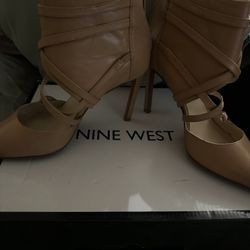 Nuede 6.5 Heels Nine West 