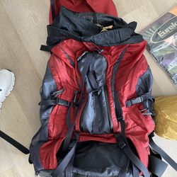 Gregory Deva 60 women’s medium backpack