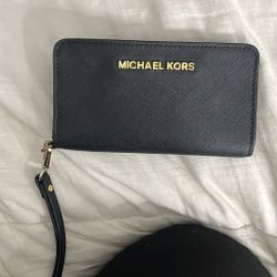 Michael Kors wallet
