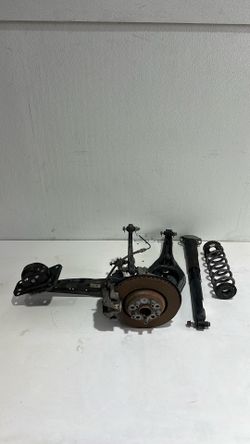 18-21 Volkswagen Atlas Left Rear Suspension Knee Assembly 2018 2019 2020 2021