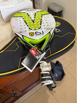 Vairo padel racket brand new