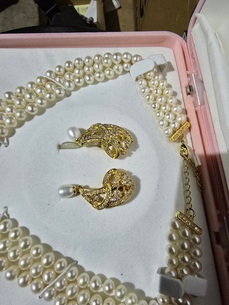 Pearl Necklace Matching Earrings