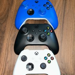 Xbox One Controllers