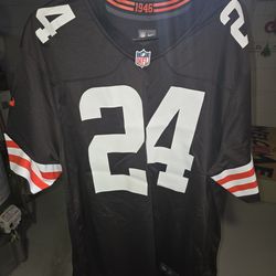 Cleve.Browns jerseys NEW W/tags retail is $140 see details below clean smoke free home Parma