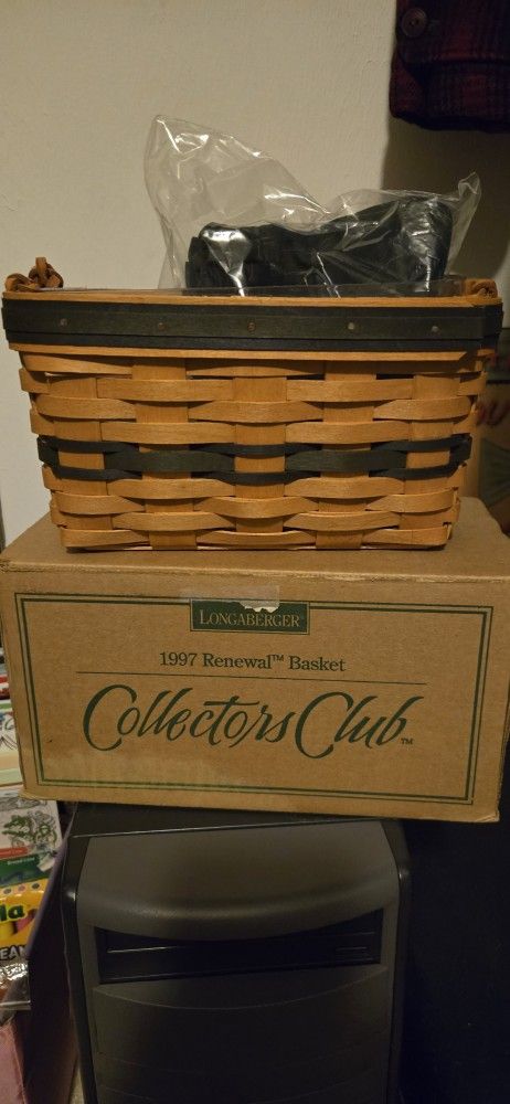 longaberger collectors club basket 