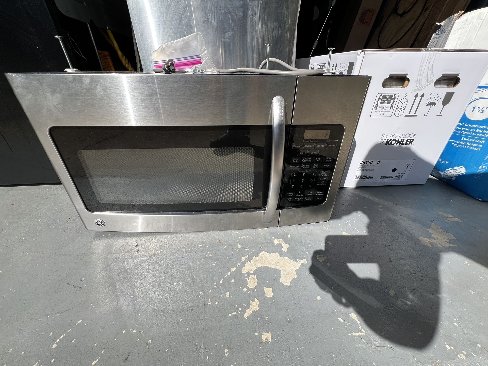 GE Profile Microwave 