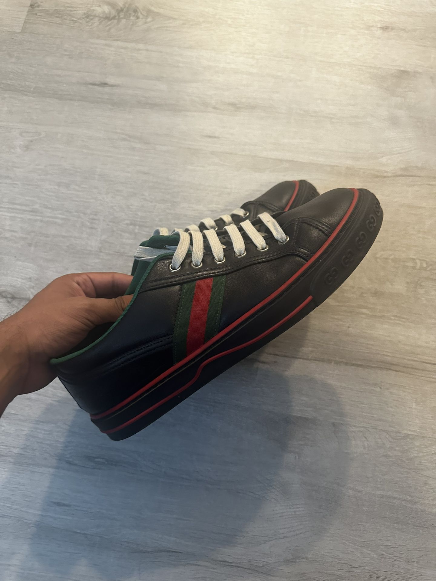 gucci shoes size 9