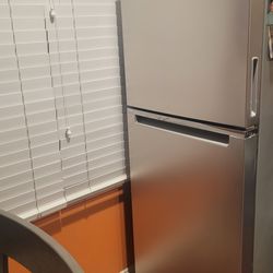 Whirlpool refrigerator 11.6