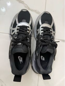 Nike Shoes size US 9 but can fit size US 8.5 Women’s