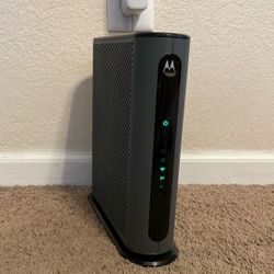 Motorola MG8702 Docsis 3.1 Cable Modem And WiFi Router