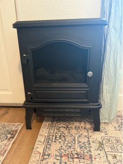 Black electric fireplace heater