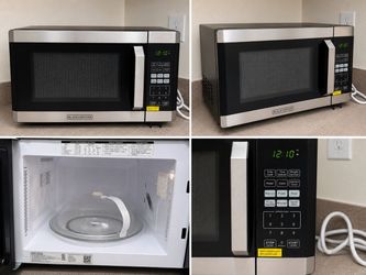 BLACK+DECKER Stainless Steel Microwave – Great Condition