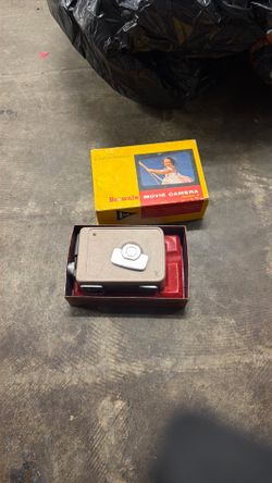 Brownie movie camera $25
