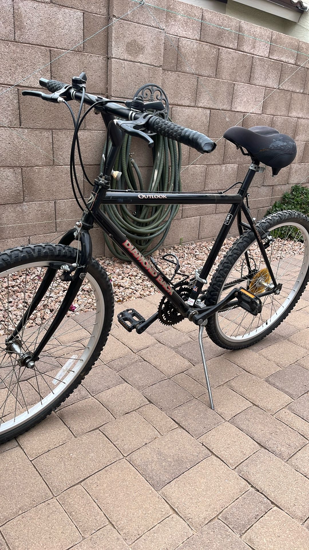 Diamond Back Outlook Mountain Bike