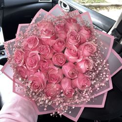 24 pink glitter roses