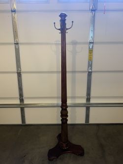 Absolutely Beautiful Coat 🧥 Hanger! Real Wood!