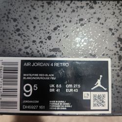 Air Jordan 4 Retro sneakers size 9.5