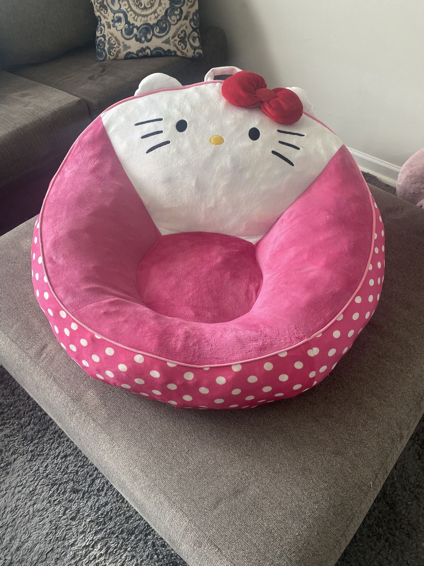 Hello Kitty, Beanbag Chair