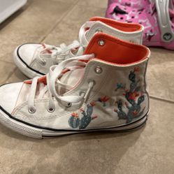 Girls Shoes