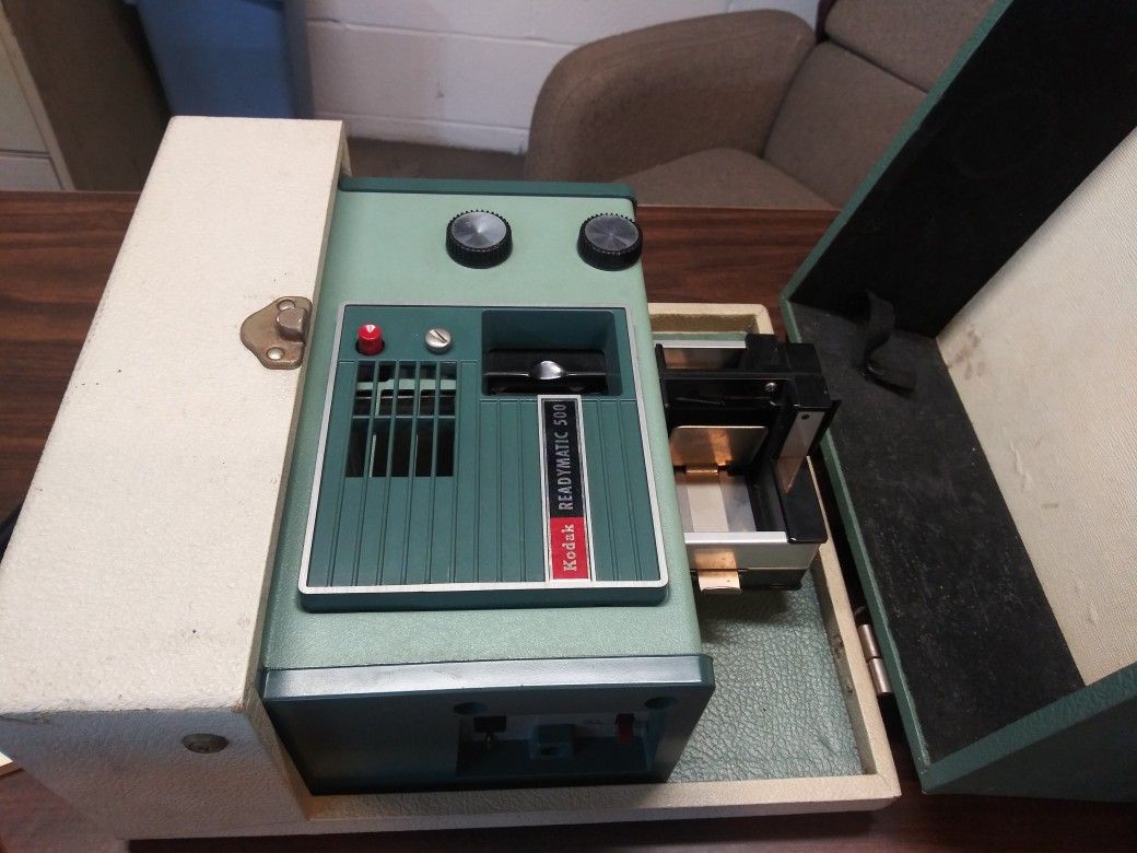 Kodak Readymatic 500 Projector Model 1