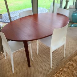 Early MID CENTURY important John Stuart Inc Oval Dining Table With 4 Heller Bellini Chairs