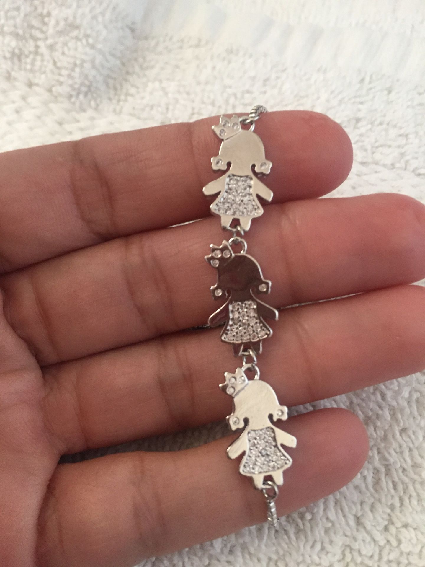 Bracelet with 3 girls charms