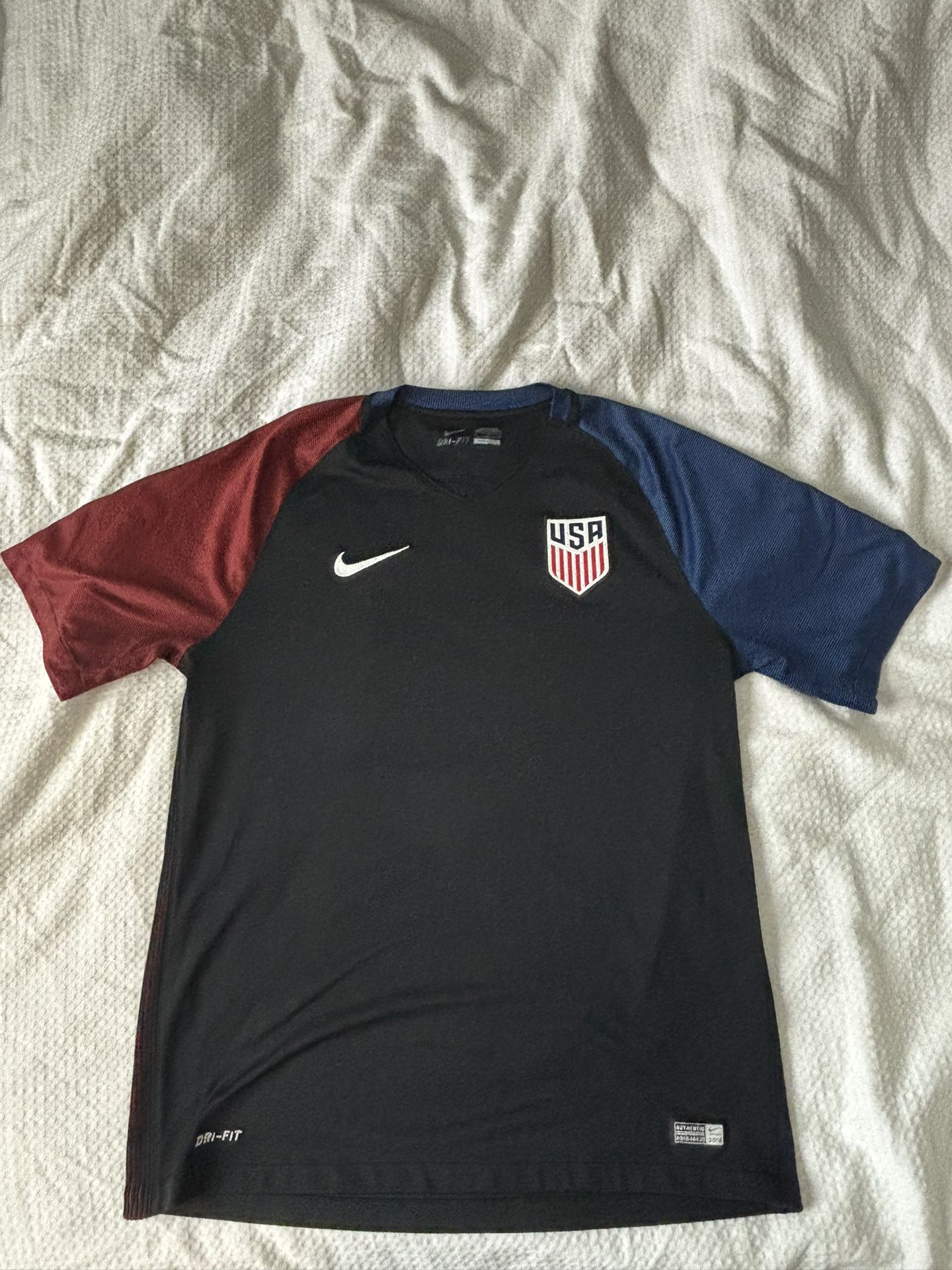 Nike Men’s USA Soccer Training Top & Jacket