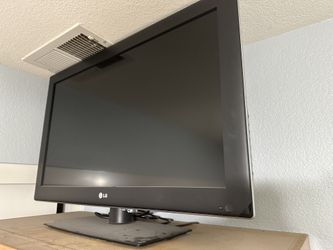LG TV 32 Inches