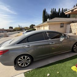 2014 Hyundai Sonata 2.0T MAKE OFFER!! (Does NOT run Properly) (Fixer Uper/For parts)