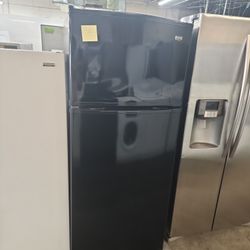 Maytag 18cf With Ice Maker Top Freezer Fridge 