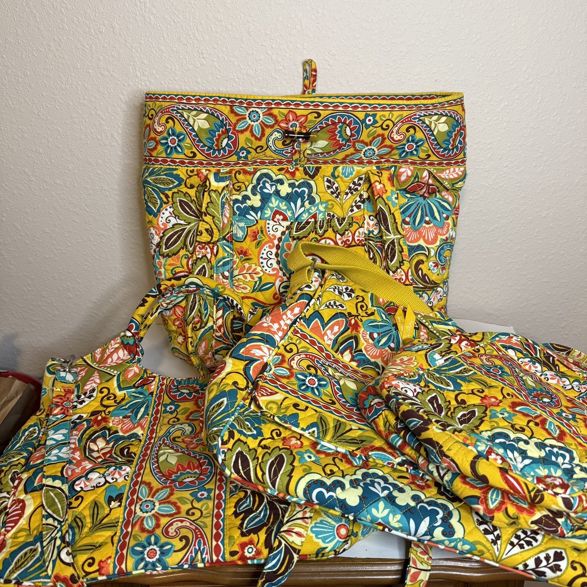 Vera Bradley 4 Piece Set (Tote, Laptop Bag, Crossbody, Insulated Lunch Box) Yellow Floral