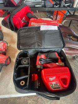 MILWAUKEE TOOLS TOOLS