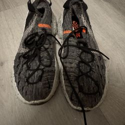 Size 7 women’s Nike Space Hippie