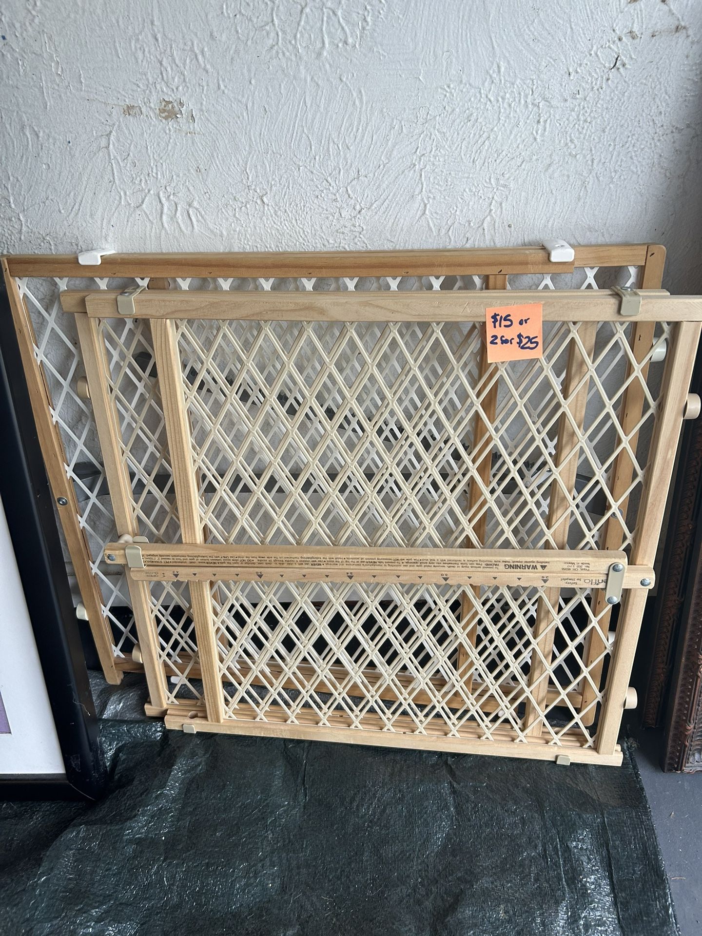 Baby/ Pet  Gates 