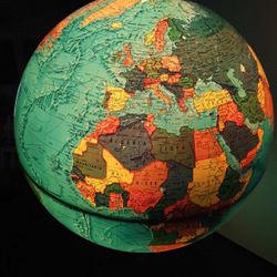 Vintage 1983 Hammond Scan Globe