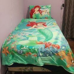Twin Size Little Mermaid Bedding Set