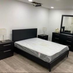 BEDROOM SET  // JUEGO DE DORMITORIO  🆕️ 