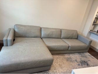 Ashley Amiata 2-Piece Leather Sectional with Chaise