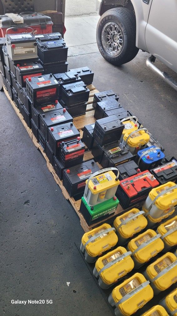 Car Batteries 24f H5 34 78 65 48 49 47 H6 H7 51r 94r 86 H8 H9 Truck SUV And Car Battery with Warranty. FIRM Price is $59.99 Bateria Carro Car Battery 