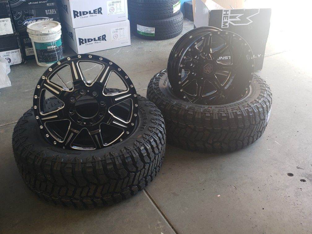 20" Mayhem monstir dually wheels special